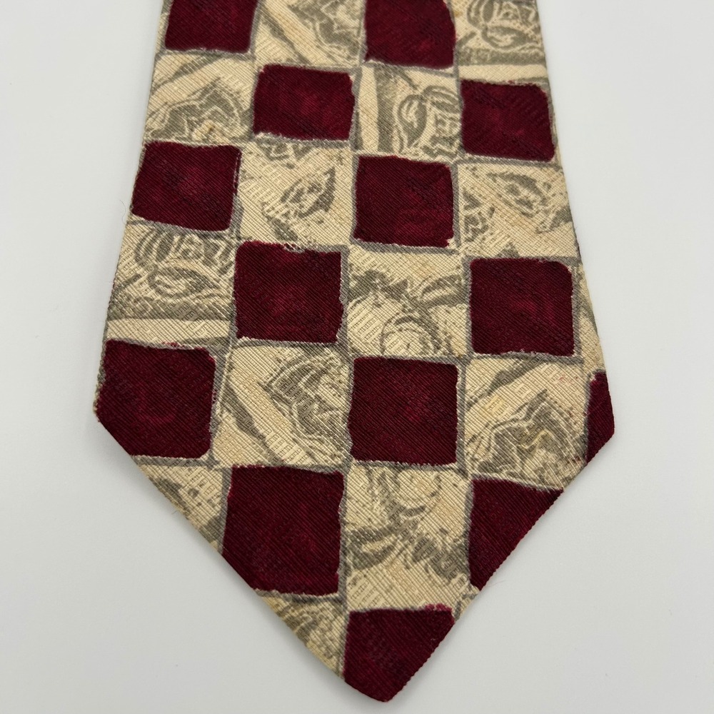 Bugatti Necktie Mens One Size Red Tan Italian Silk Classic Professional Tie